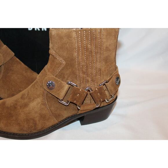 NIB Women's Mina Brown Suede Western Harnessed Square Toe Ankle Boots Size‎ 8.5 - Picture 3 of 7